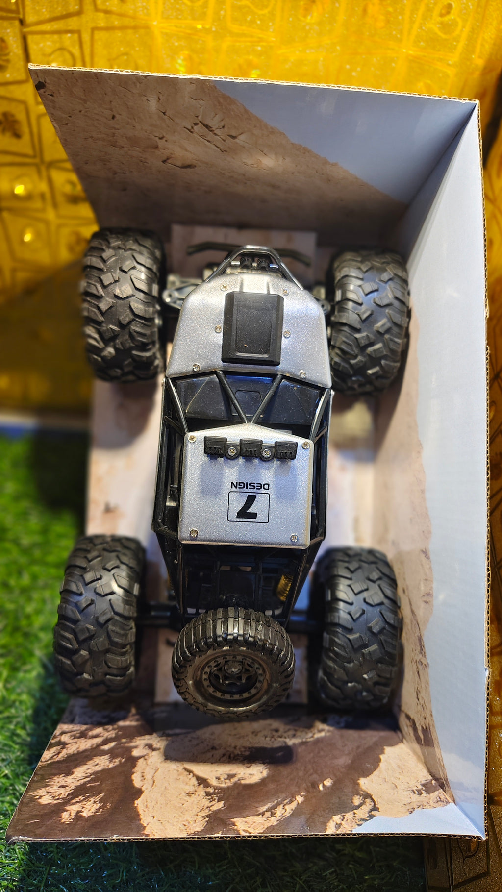 Prezzie Metal Super RC HD Camera Crawler re-Chargeable