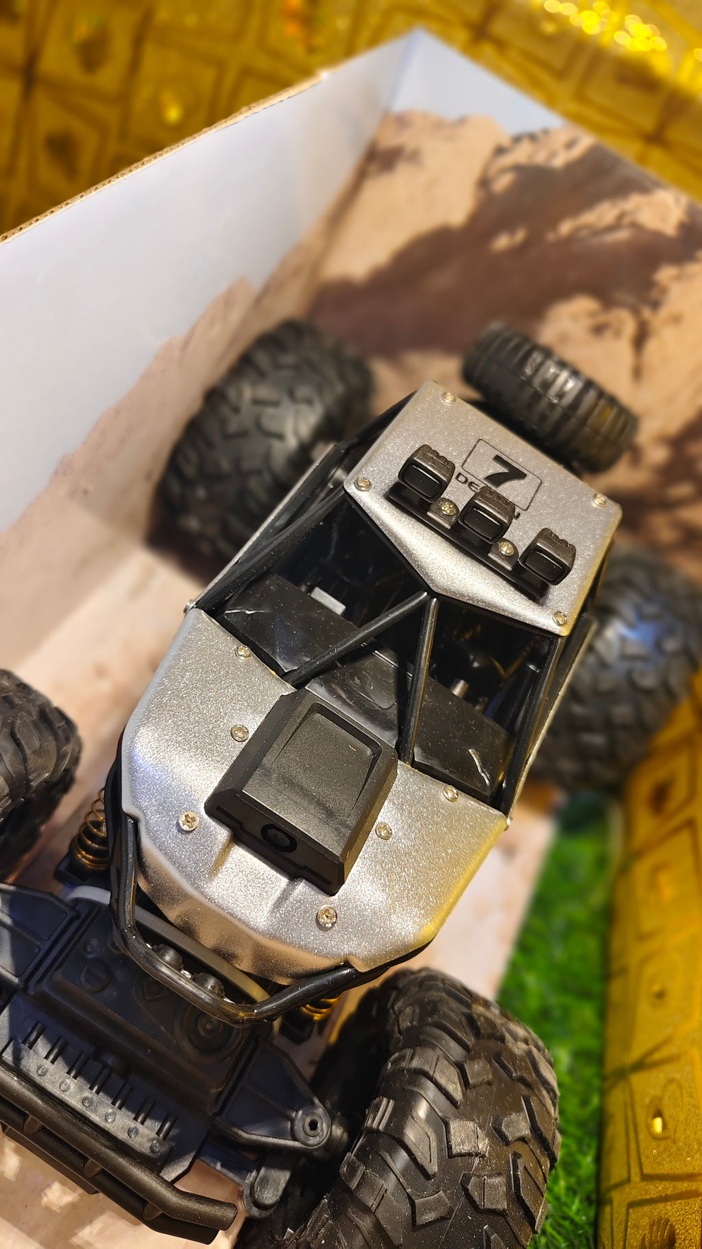 Prezzie Metal Super RC HD Camera Crawler re-Chargeable