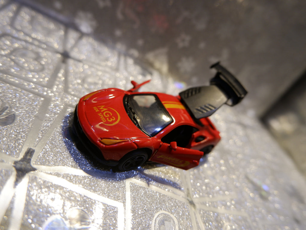 scale model series 3 doors opened